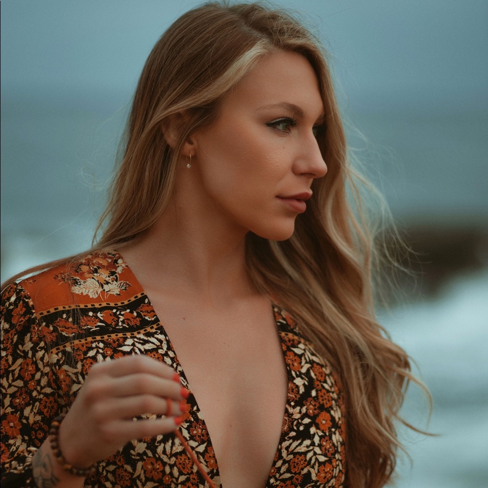 Meet your Posher, Alyssa